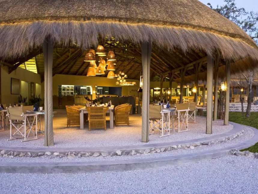 Communal tented area at Mushara Bush Camp – via Mushara Bush Camps