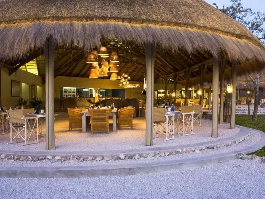 Communal tented area at Mushara Bush Camp – via Mushara Bush Camps